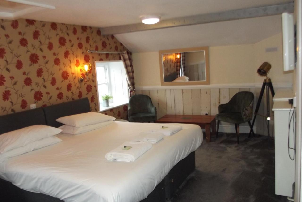 The Liverpool Arms Hotel 보마리스 외부 사진
