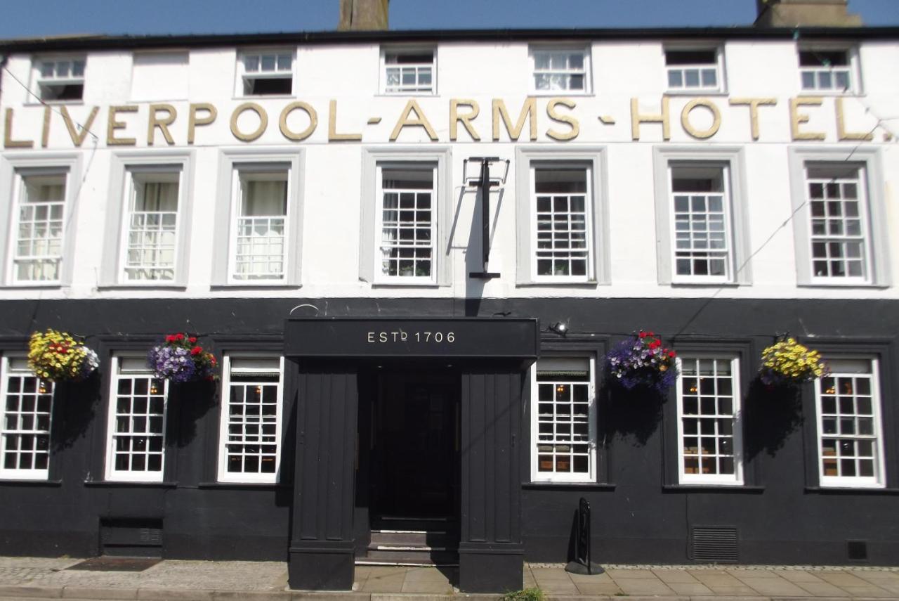 The Liverpool Arms Hotel 보마리스 외부 사진